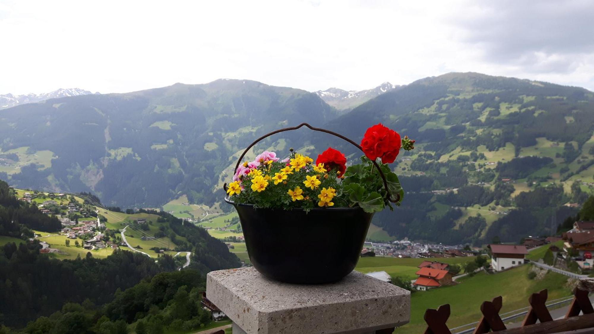 Haus Panorama Lägenhet Gerlosberg Exteriör bild